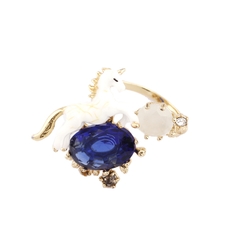 Hand Painted Enamel Glaze Small White Rabbit Crystal Three-Pieces Ring Set