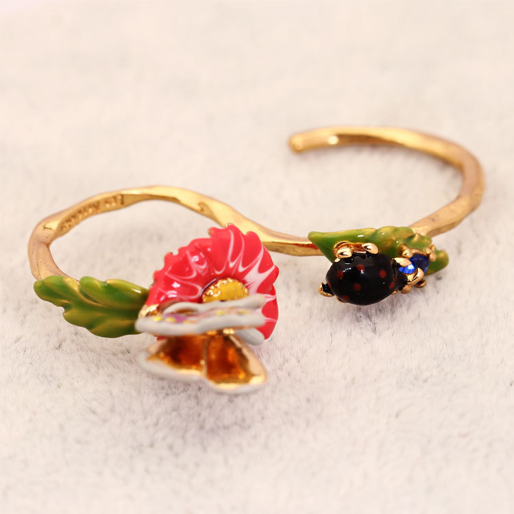 Hand Painted Enamel Three-dimensional Butterfly Dicyclo- Gold Daisy Ring
