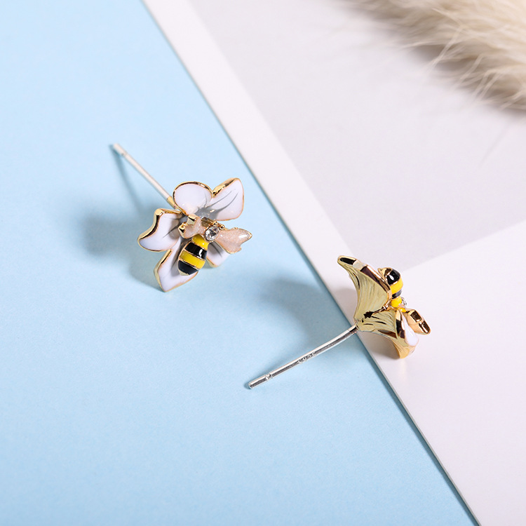 White Flower Bee Enamel Earrings Jewelry Stud Earrings