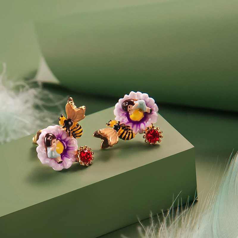 Daisy Flower And Bee Enamel Stud Earrings