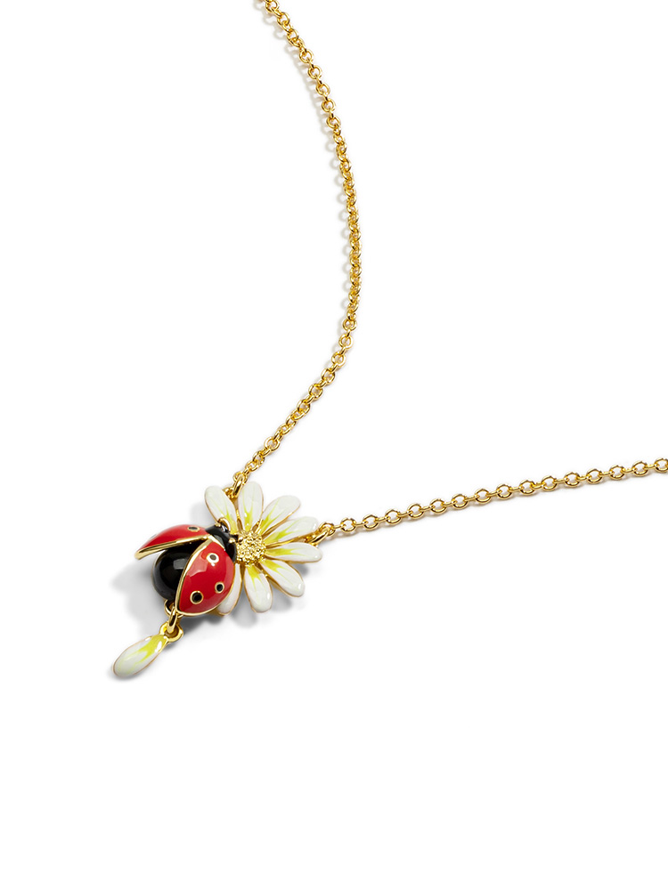 Daisy White Flower And Ladybug Enamel Pendant Necklace