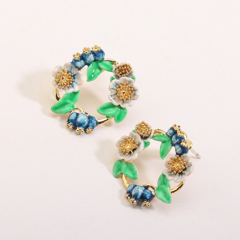 Cat Cute Hello Citty Kitten And Crystal Enamel Dangle Earrings