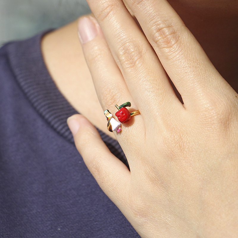 Snow White and Poison Apple Adjustable Ring