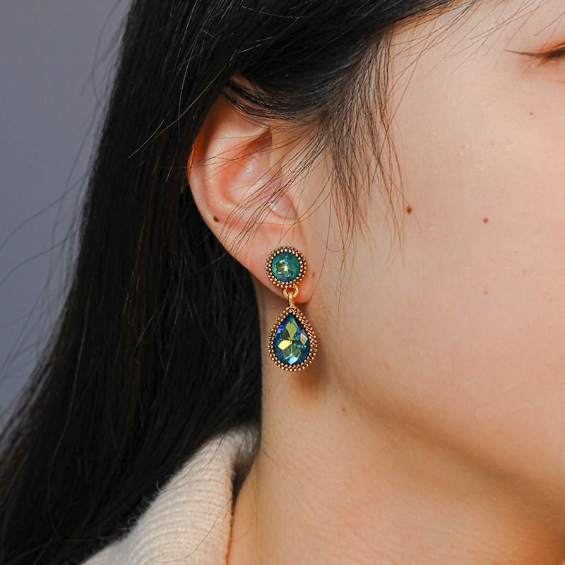 Inlaid Crystal Drop Shape Retro Vintage Dangle Earrings