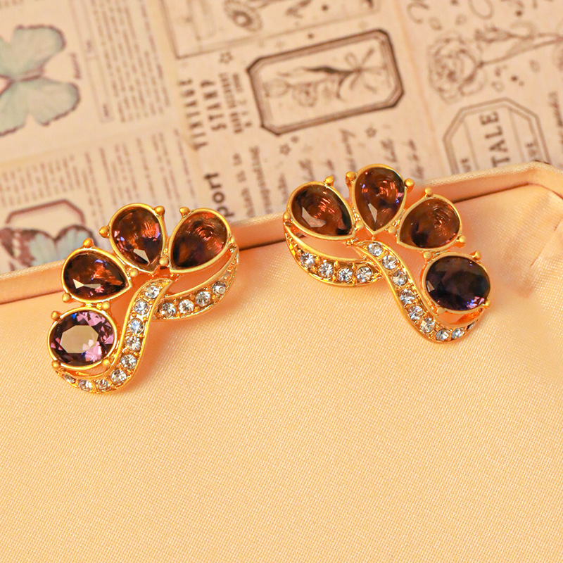 Inlaid Zircon Crystal Retro Vintage Stud Earrings