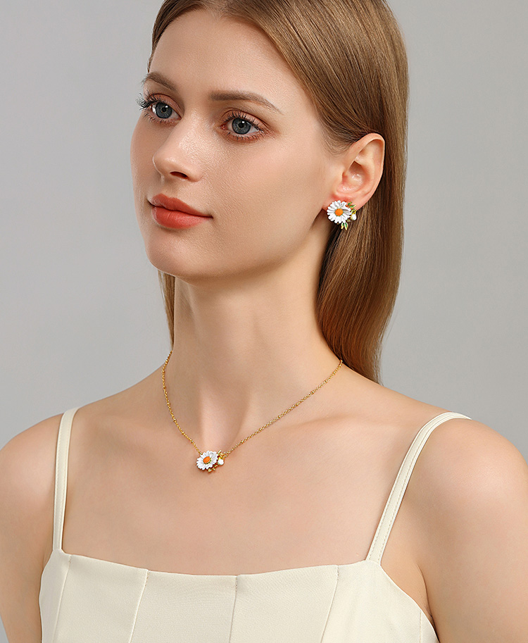 Daisy Flower Enamel Stud Earrings Handmade Jewelry Gift3