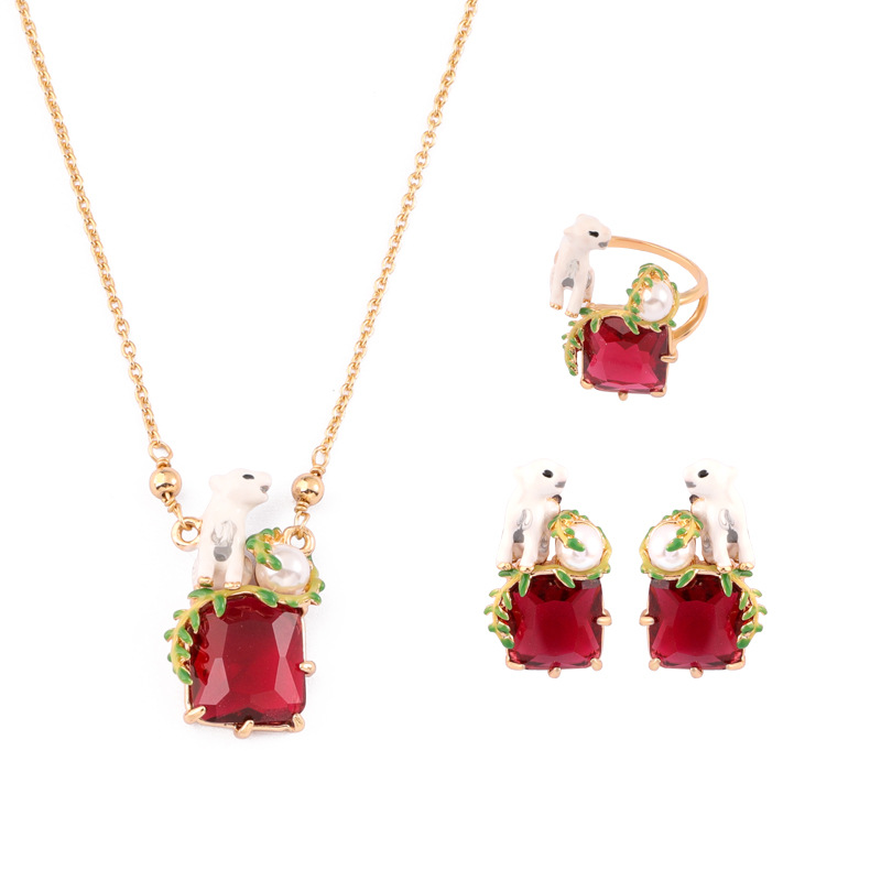 Enamel Snow Owl Crystal Glaze Red Heart Owl Necklace Clavicle Chain