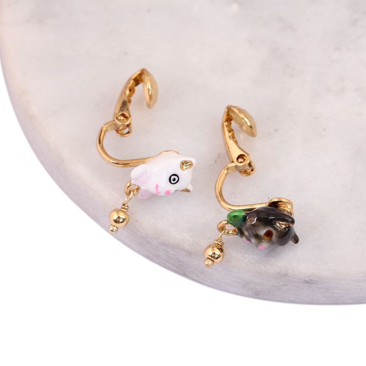 Black and White Cat Kitten Enamel Earrings Jewelry Stud Clip Earrings