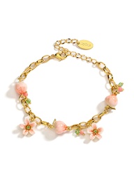 [21041579] Daisy On Faceted Crystal Enamel Necklace